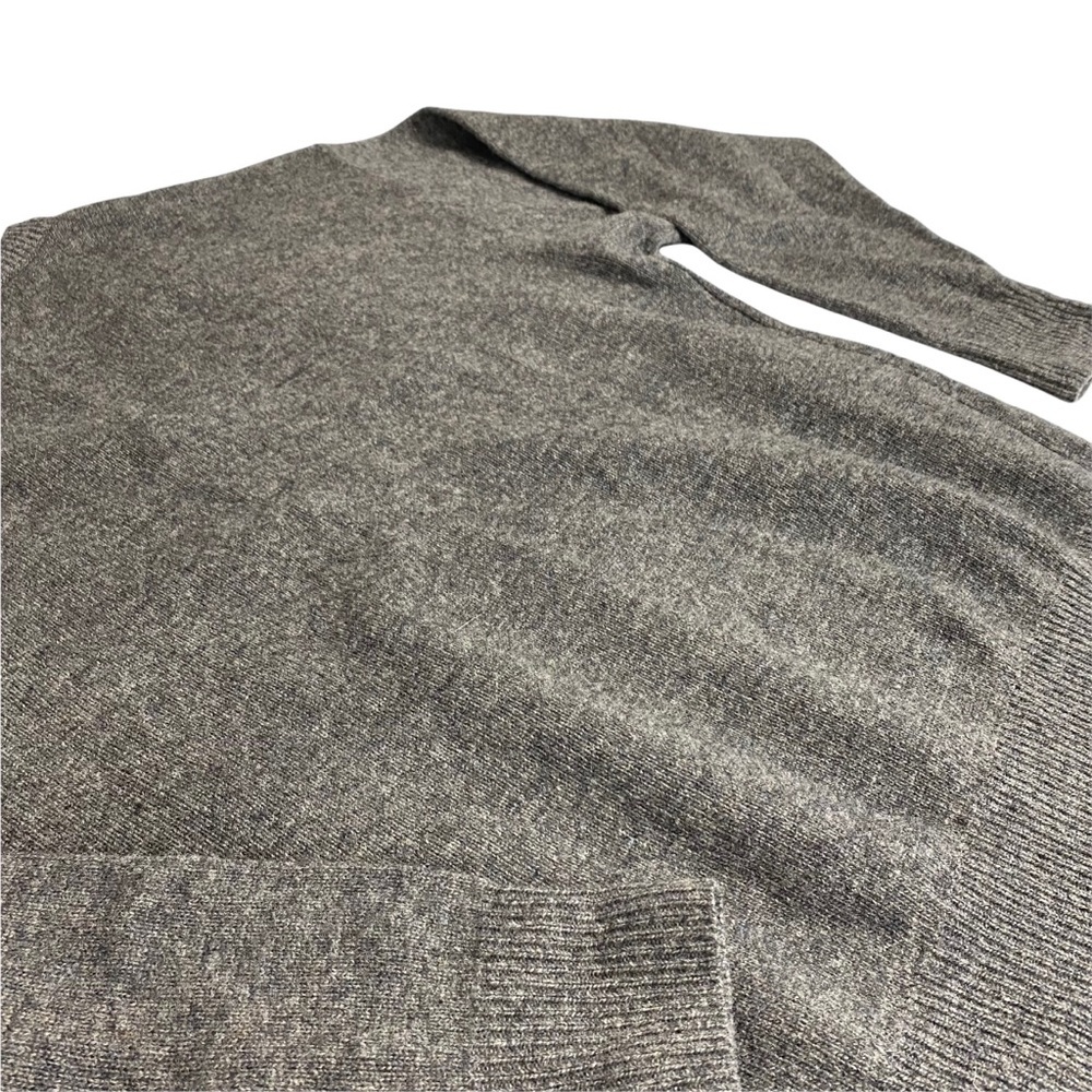 Jos A Bank Sportswear Men V Neck Sweater Size XL Grey 100% Lambswool Long sleeve - Picture 8 of 8